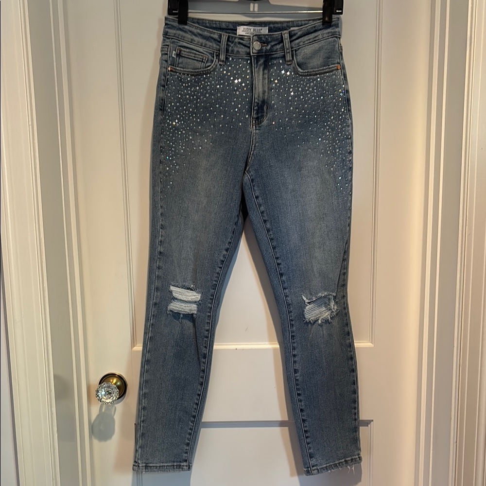 Judy Blue Slim Fit distressed jeans with rhinestones / faux diamonds